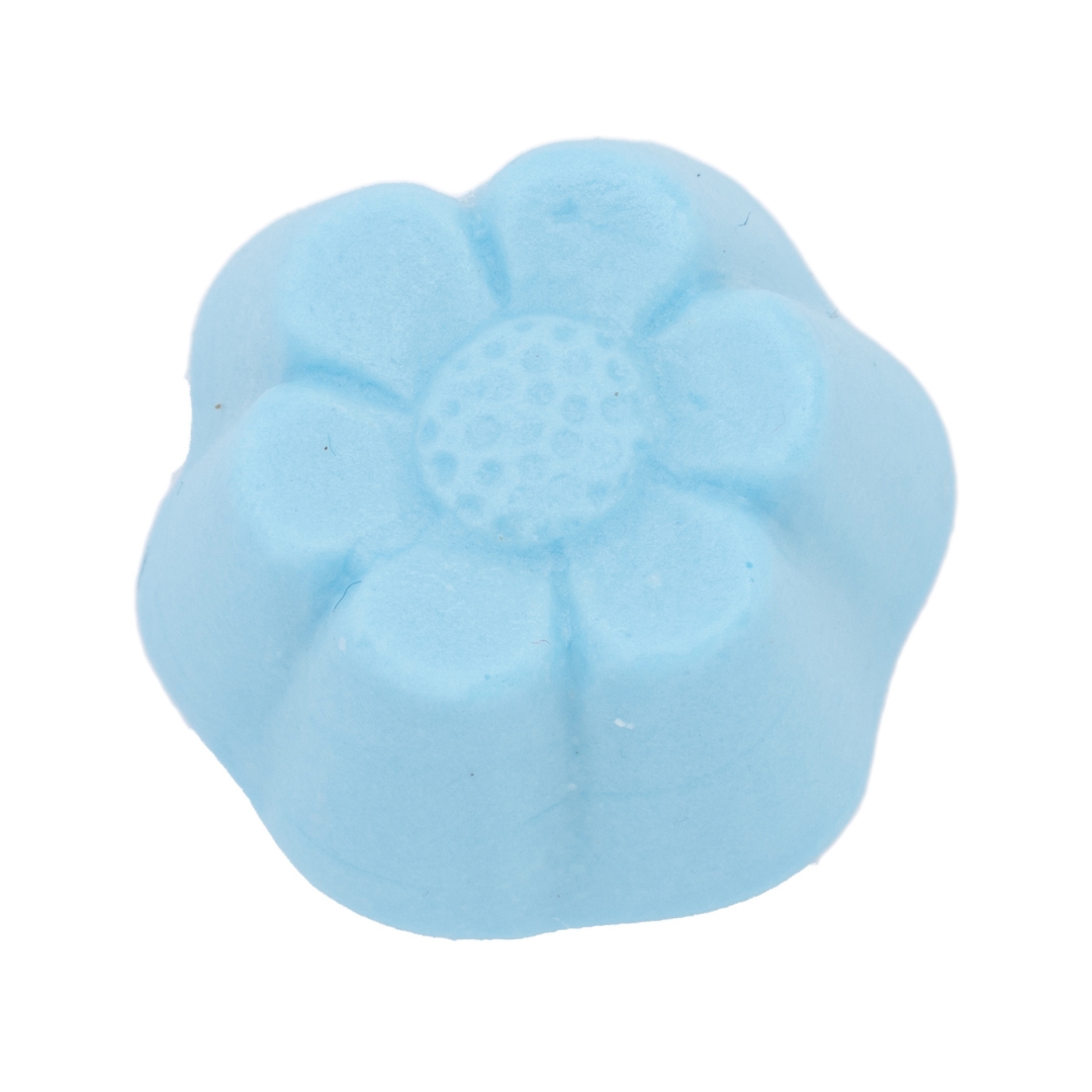 Blue, flower shaped aerated fruitgum